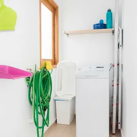 Casa Tia Julia, Vivienda Independiente 4 Pax En Playa Teresitas בית נופש *